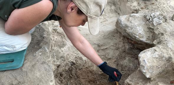 Student on archaeology excavation trip